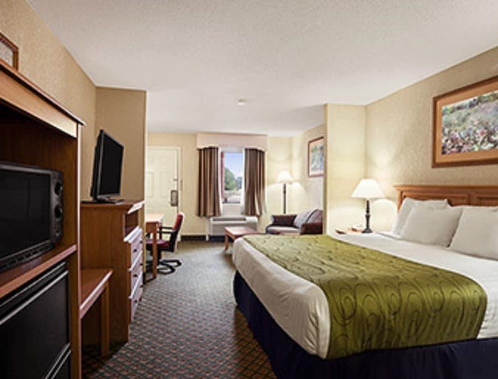 Days Inn & Suites By Wyndham Stuttgart Extérieur photo